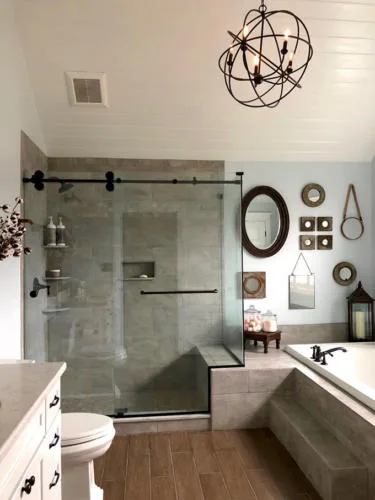 Glass installation for bathroom shower in Kent, WA