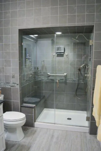 Glass installation for bathroom shower in Renton, WA