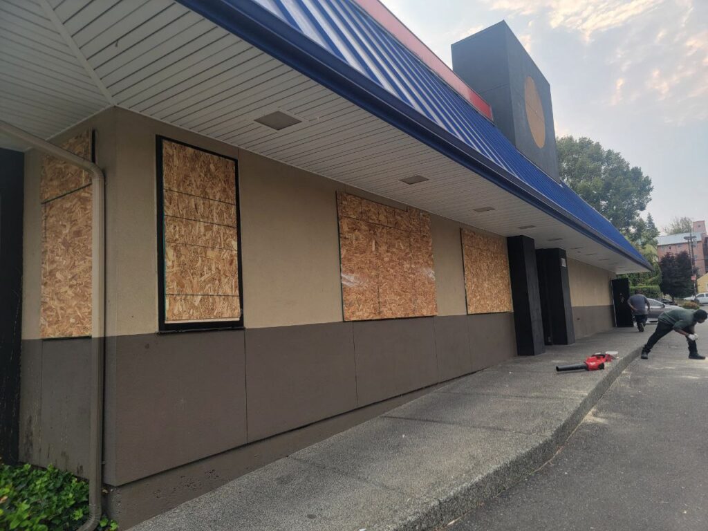 Commercial Window Replacement in Auburn, WA, Bellevue, WA, Kent, WA, Renton, Seattle and Surrounding Areas