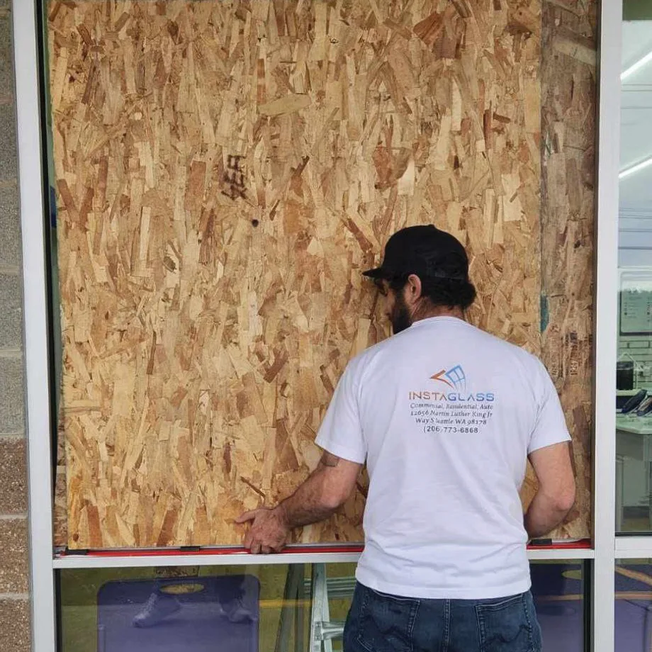 Emergency Commercial Glass Repair