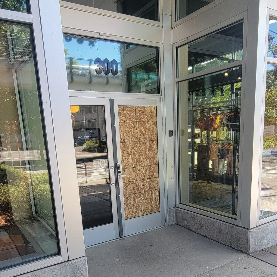 Emergency Window Repair for Damaged Storefront Windows in Renton, Bellevue, Kent, WA