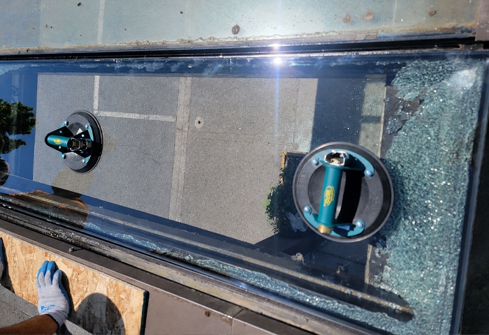 Emergency Commercial Glass Repair, Emergency Window Repair in Seattle, WA