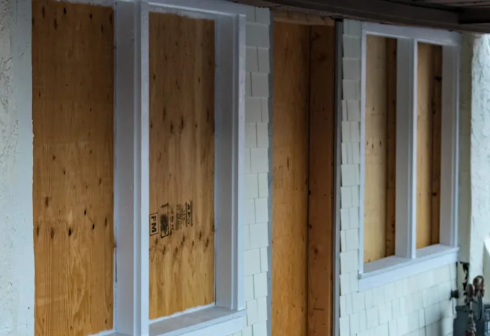 Board Up Windows, Emergency Board Up, Emergency Window Board Up in Federal Way, WA